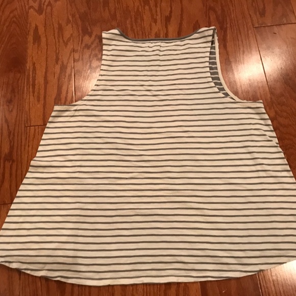 Madewell gray forward seam tank - Picture 6 of 6